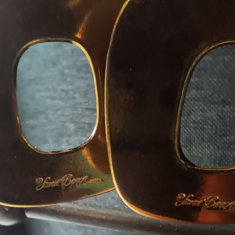 Vintage Laurel Burch Gold and Black Earrings - Picture 9 of 9
